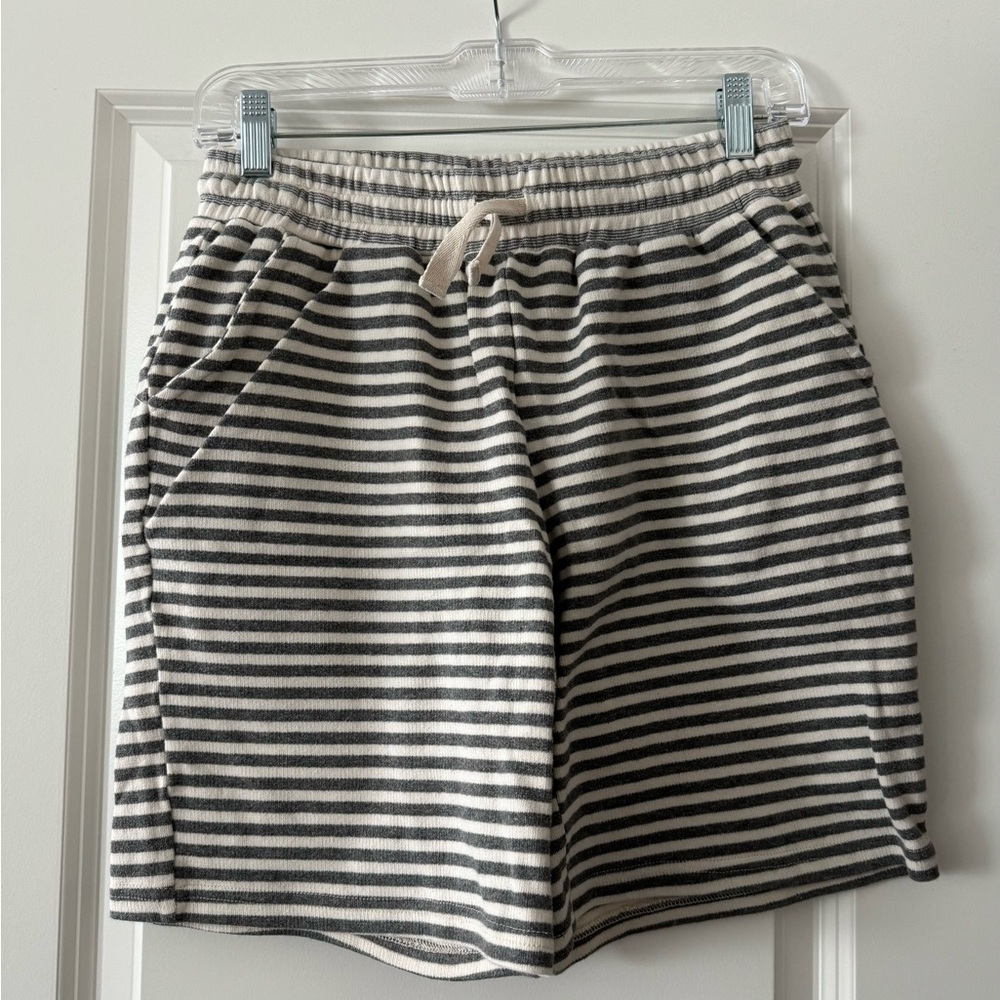 Roolee women’s sweat shorts. Long, above knee length. Tan stripes. Size L.